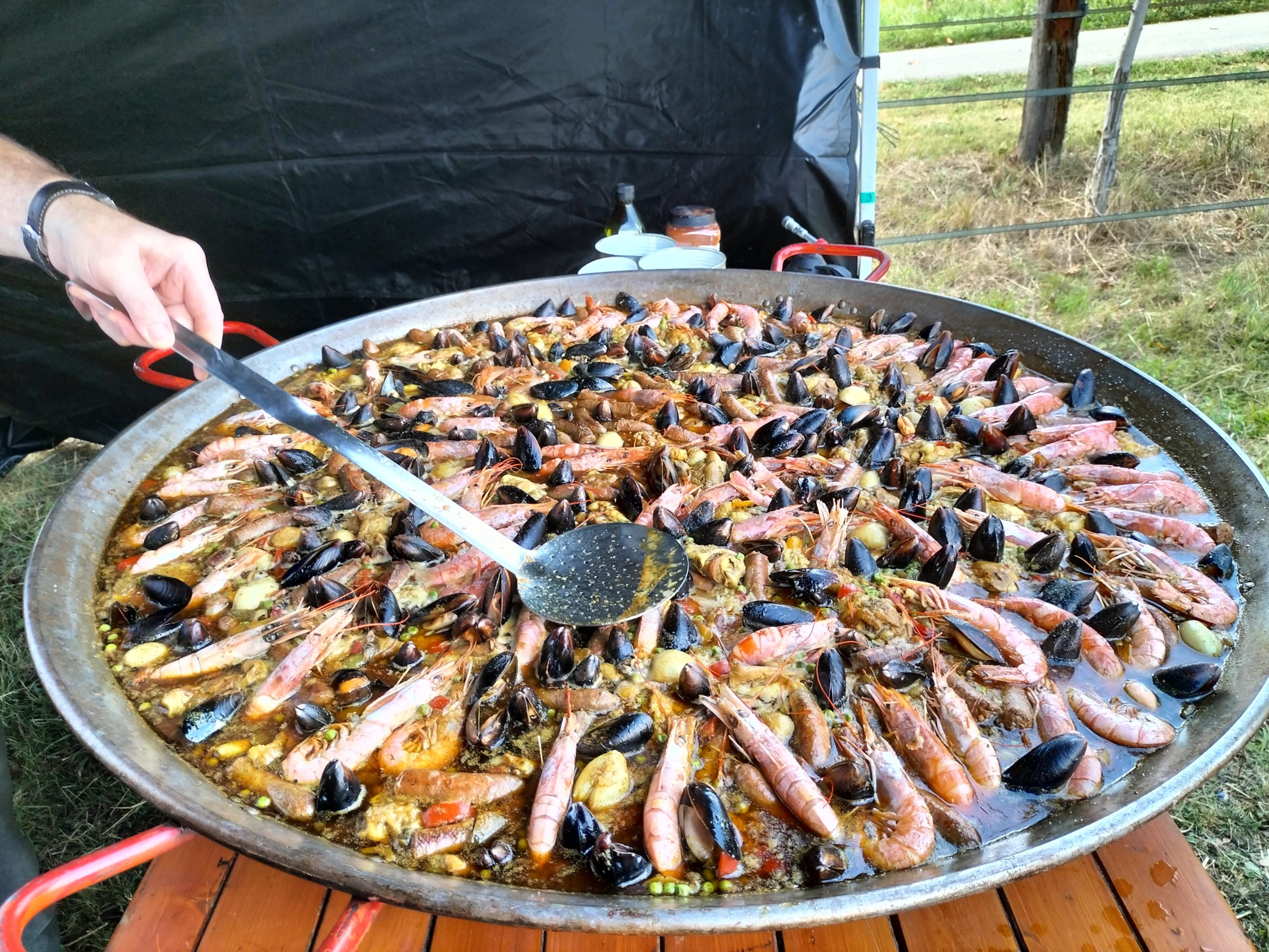 Paella réussie à St Martin dimanche 17 septembre